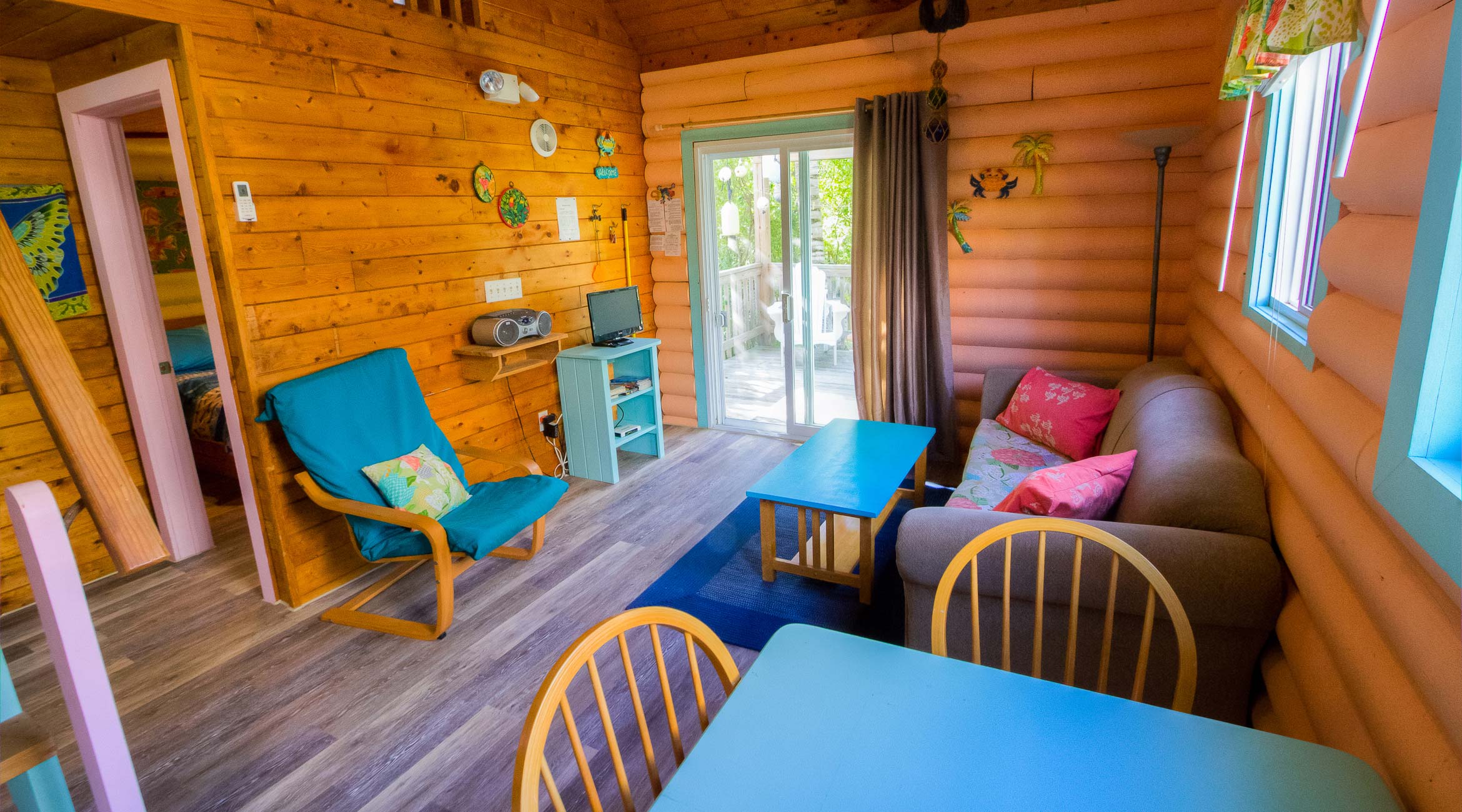 Oceanfrontier Hideaway, Log Cabins Vacation Rental on Great Guana Cay