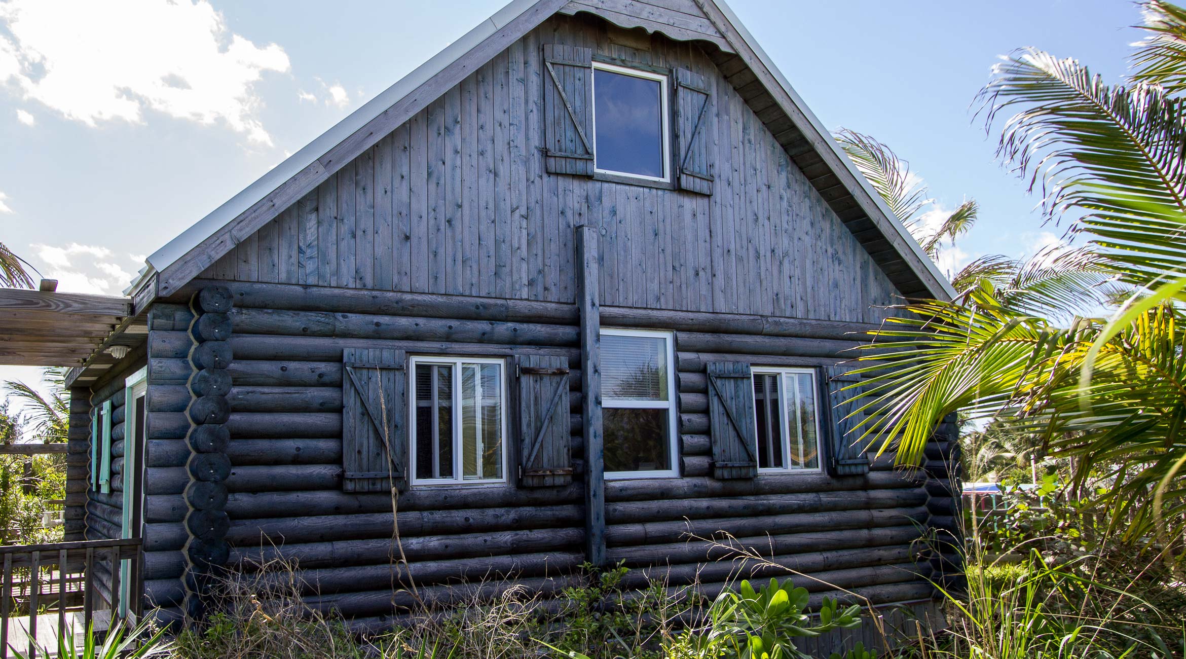 Oceanfrontier Hideaway, Log Cabins Vacation Rental on Great Guana Cay